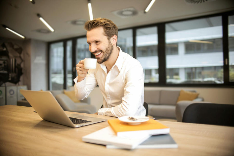 Comment améliorer son ergonomie au travail (et éviter les douleurs chroniques)