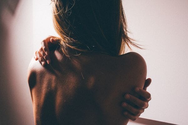Comment apaiser les démangeaisons sur tout le corps naturellement