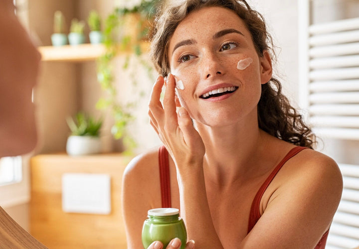 Quelle alternative naturelle aux crèmes anti-acné sur ordonnance ?