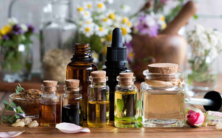 Traiter l'acné avec les huiles essentielles